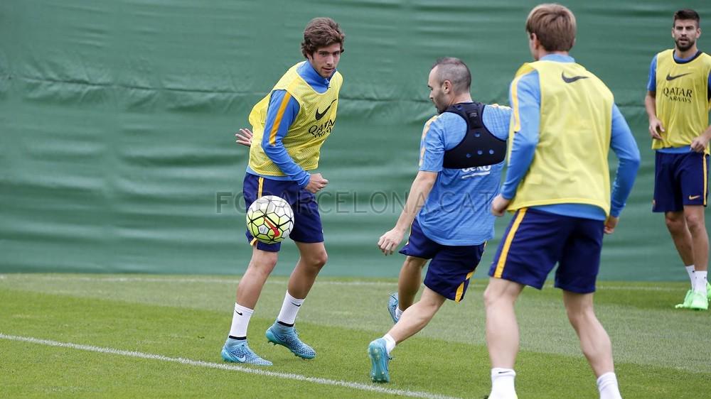 El Barça se ha entrenado con todos los disponibles del primer equipo y Gumbau, del filial ow.ly/SnkqS