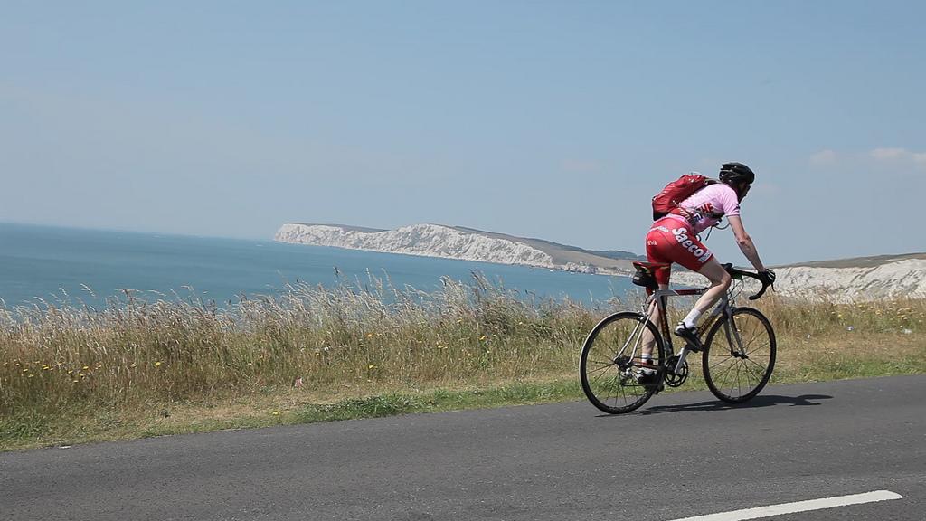 whatsonwight's tweet photo. #WhatsOn This Week #IOW Loads of #TopRides & views to enjoy @IWCyclingFest Get on that bike! http://t.co/iEV1ERYWqp http://t.co/DDEqFrvDJR
