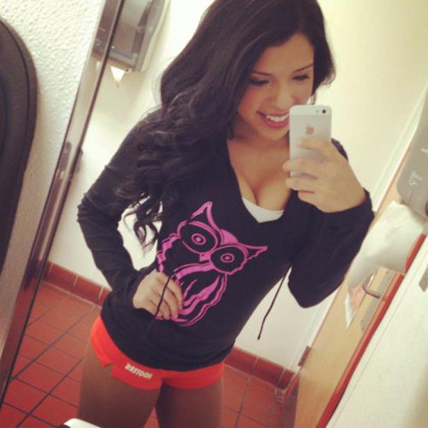 DianaSelona's tweet photo. #LookGym #RetoSelfie #FashionFridays58 El premio es mío, que lo sepais http://t.co/VInTlrh0Xz