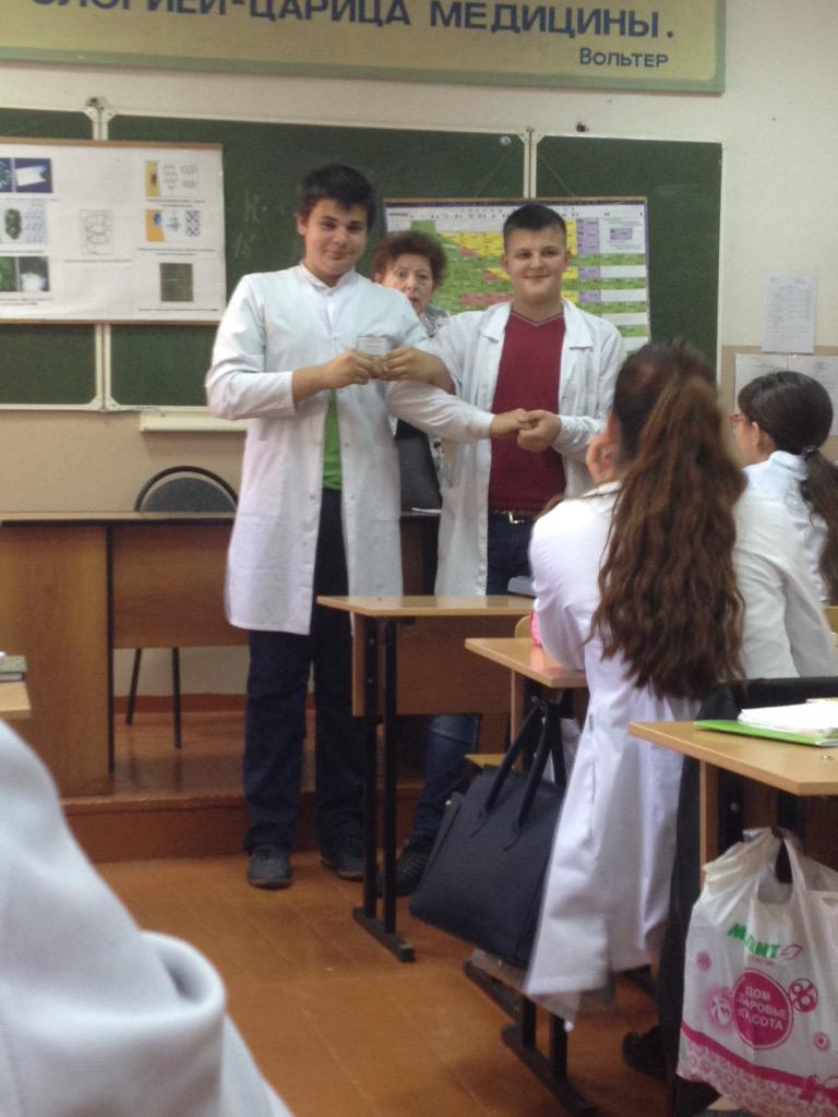 kumarina36's tweet photo. #химия 
Спаривание электронов😏😃 http://t.co/ozS9XzDwCd