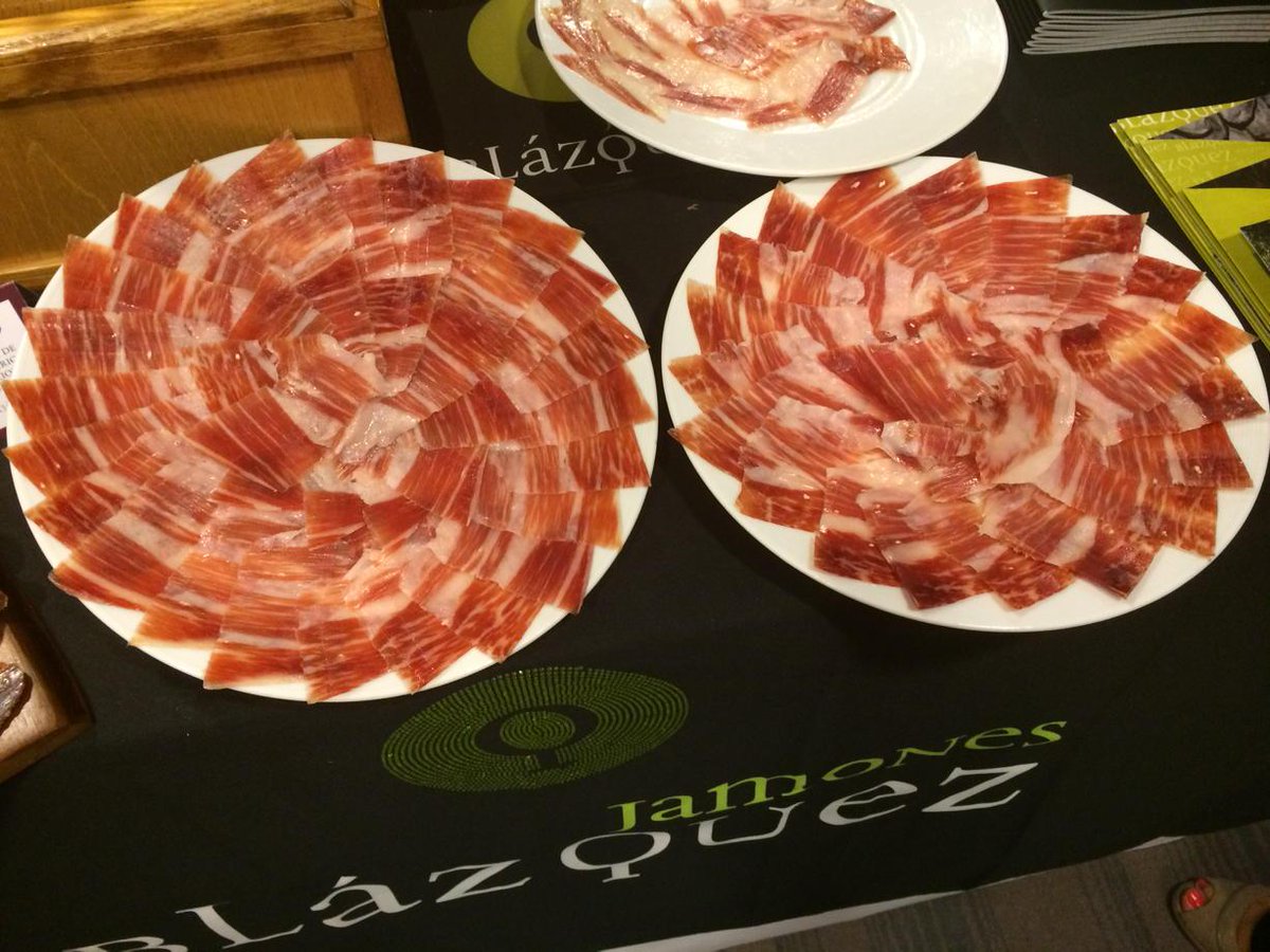 AndreDang's tweet photo. Bellota from Blazquez #cffshowcase http://t.co/IpP8ZV4CSD