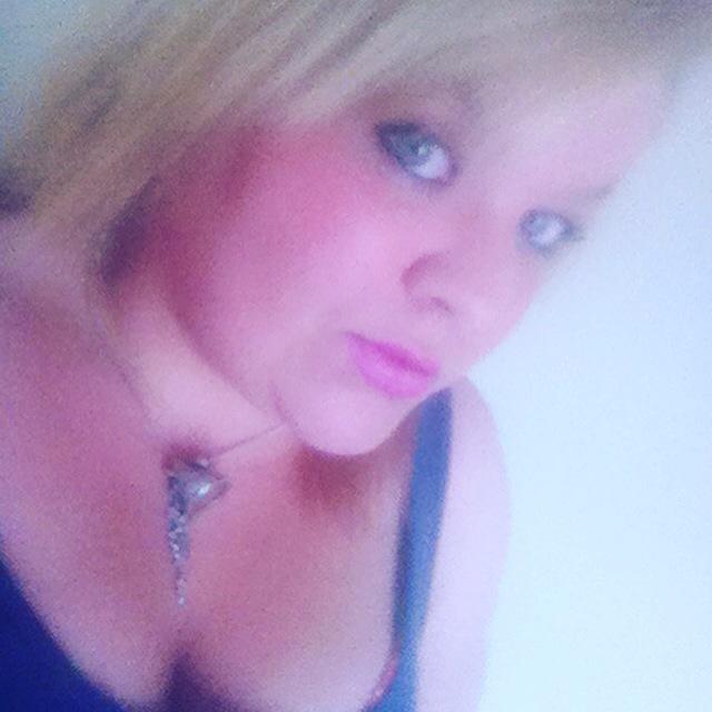 BeckyBoo835 tweet picture