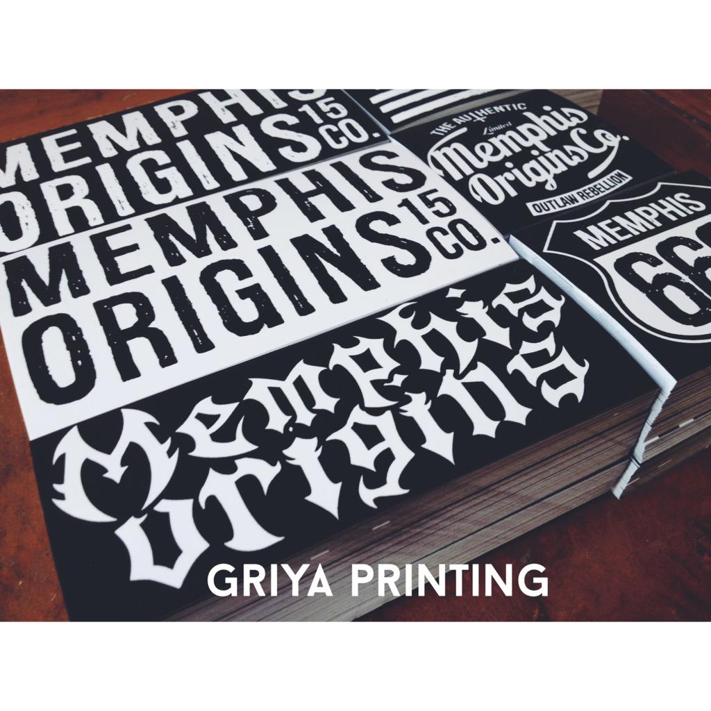 <a href="/twins_cloth/">TWINS CLOTH</a> #GriyaPromo Sticker Vynil Cutting Kotak 100rb up to 300pcs 1warna maksimal 2Design ,Design Bebas