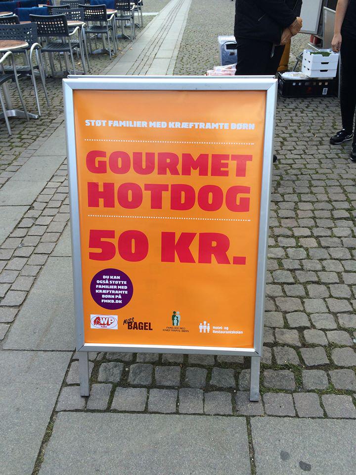 Nogle der var forbi René Dip vognen til vores 90'er fester?
I dag står den på Højbro Plads i København 👏