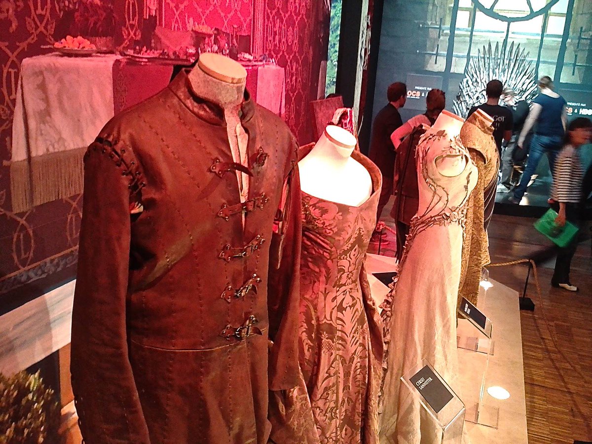 muse_a_reign's tweet photo. #ExpoGoT Portes Ouvertes
Pris plein de photos. Animations cools, ascension du Mur 2x.
Gratis. Merci @OCSTV &amp; HBO !! http://t.co/yxQ8difVxf