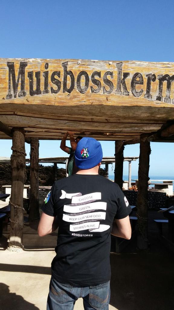 We are at #Muisbosskerm with <a href="/janbraai/">Jan Braai</a> &amp; <a href="/PicknPay/">Pick n Pay</a> for the <a href="/braaitour/">braaitour</a>. Delicious #sustainableseafood on the menu!