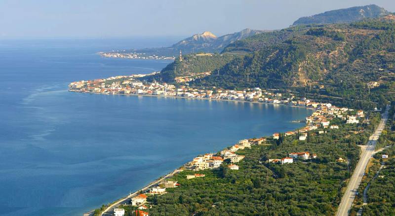 EllinikaXoria's tweet photo. Δερβένι Κορινθίας
http://t.co/KbR8zVSffb http://t.co/6chDuB92r4