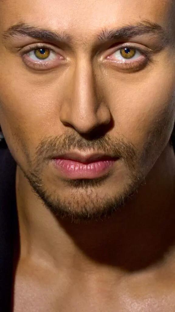 YadvendraTiger's tweet image. Awesome 😍 😍 😘 😘 
#Repost @iTIGERSHROFF Game face on :) #ActionPrep