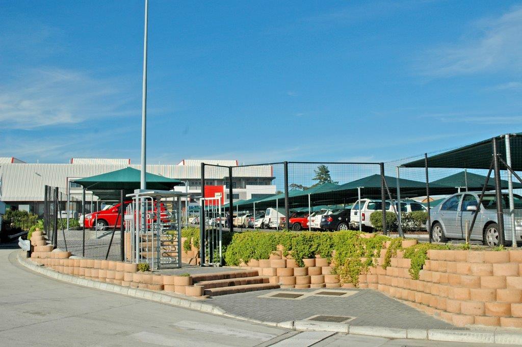 TerraforceZA's tweet photo. Awesome access ramp and steps with Terraforce blocks #shoprite #headoffices http://t.co/qRrJ9YY7PV http://t.co/5ofL4NWhjE