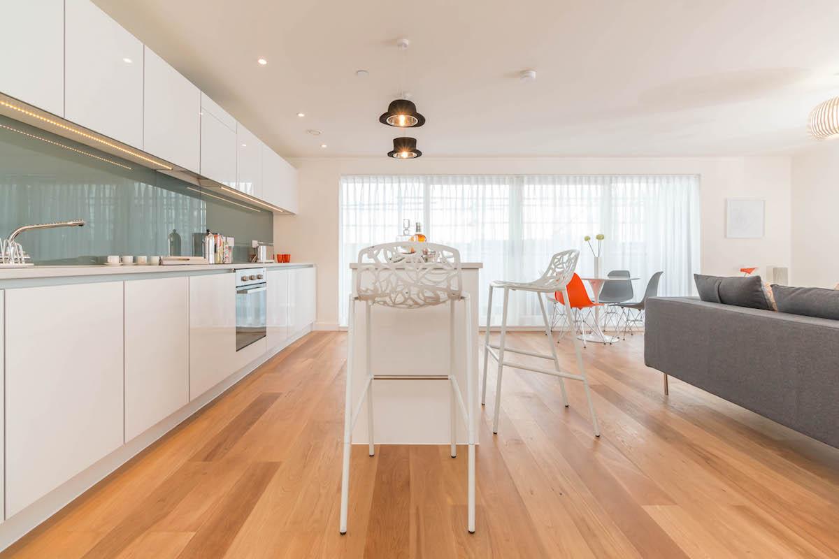 BdailyNorthWest's tweet photo. #manchester 's @HatBoxMcr development has seen an early #sales surge http://t.co/39gytTAL22 #property @scargroup http://t.co/9tpGXr5G0y