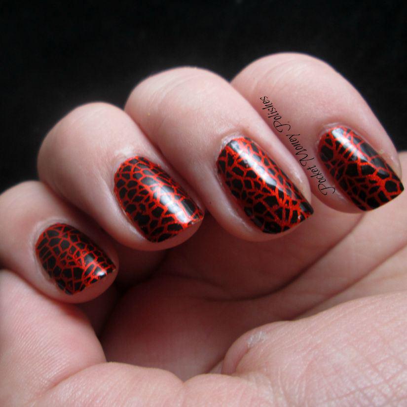 PocketMPolishes's tweet photo. Autumn and... lava #notd tis the season that makes me #happy. Hope you're all having a good… https://t.co/1TXFAKFF7M http://t.co/YDUWV1KfxD