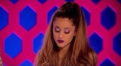 LADBOAT's tweet photo. When you text this emoji > 😂

This is what your face really looks like... http://t.co/0AyMTHWPM1