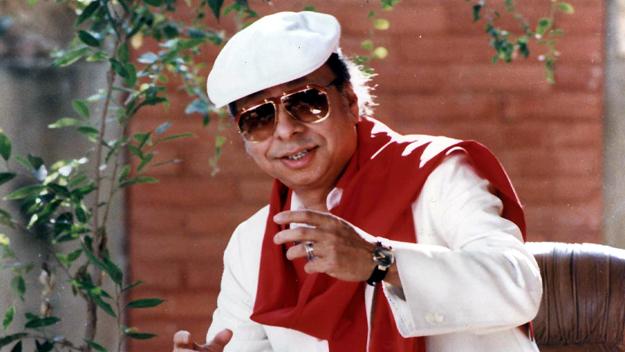 ErosUniverse_'s tweet photo. Enjoy evergreen song collection of R.D.Burman #punchamda! :)
Special Playlist:
http://t.co/wkPZGP5ENr http://t.co/BibuR4L11X