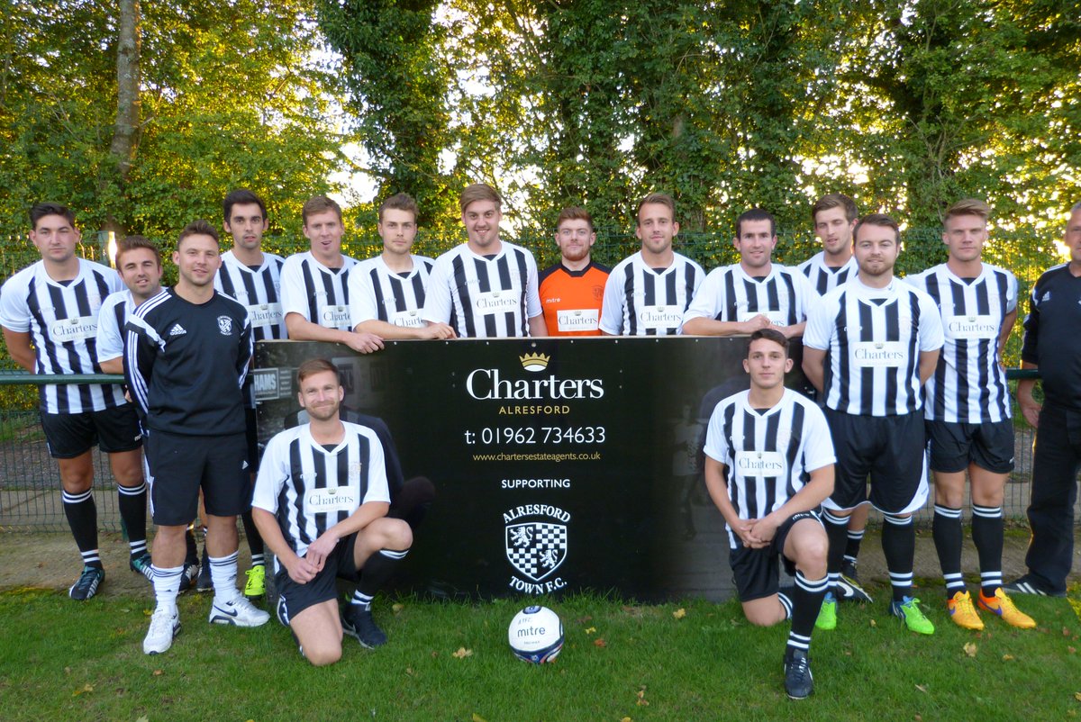 ChartersEstateA's tweet photo. GAME ON!
Sponsorship of @AlresfordTownFC
New kit livery branded #Charters #Alresford
@MintSigns @AlresfordCofC http://t.co/k08k3ihFQZ