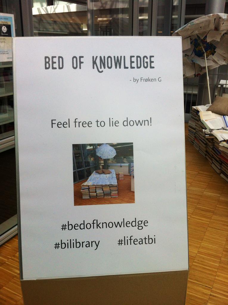 ElisagLib's tweet photo. Lying on the #bedofknowledge #bioslo #lifeatbi http://t.co/rUoHLrNyOY