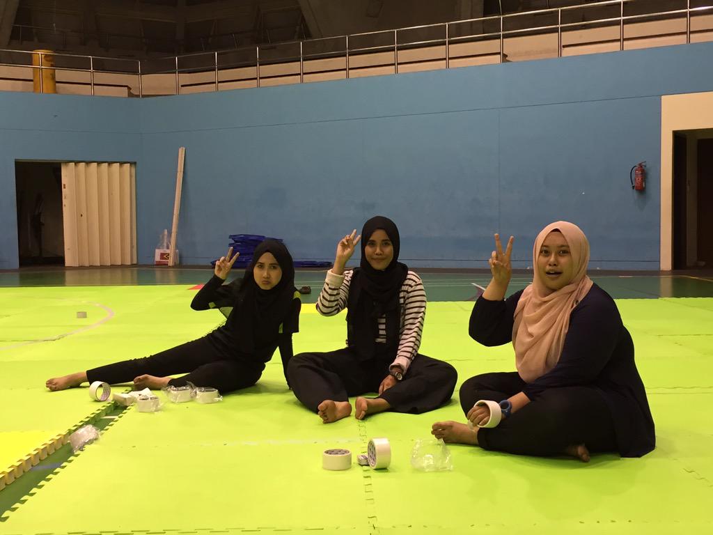 tertiarysilat15's tweet photo. Busy busy busy! http://t.co/HaWsZ2z3dk