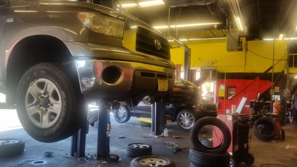 MidasEB's tweet image. Truck Getting Midas Touch.