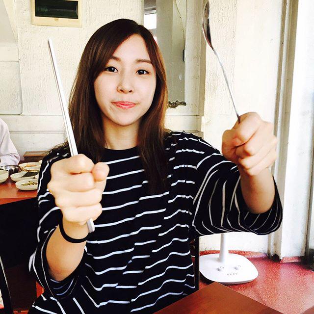 Akor_FR's tweet photo. [DAYA IG] 150916 | " #DAYA #다야  #Pressée #Lunch " http://t.co/l2RESlclvF