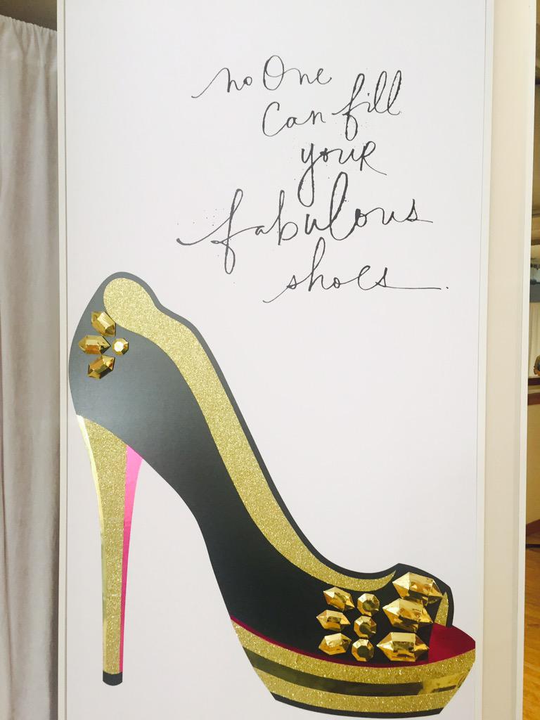 Hallmark reminding us to all stay fabulous! #SignatureStyle