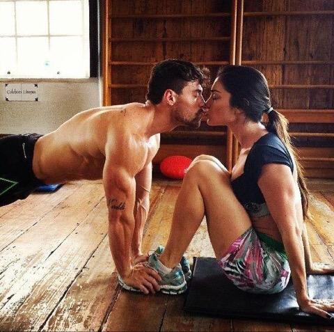 FitnessFunFam's tweet photo. Relationship goals 👫💪🏻❤️💯 http://t.co/7R1r4kfQRQ