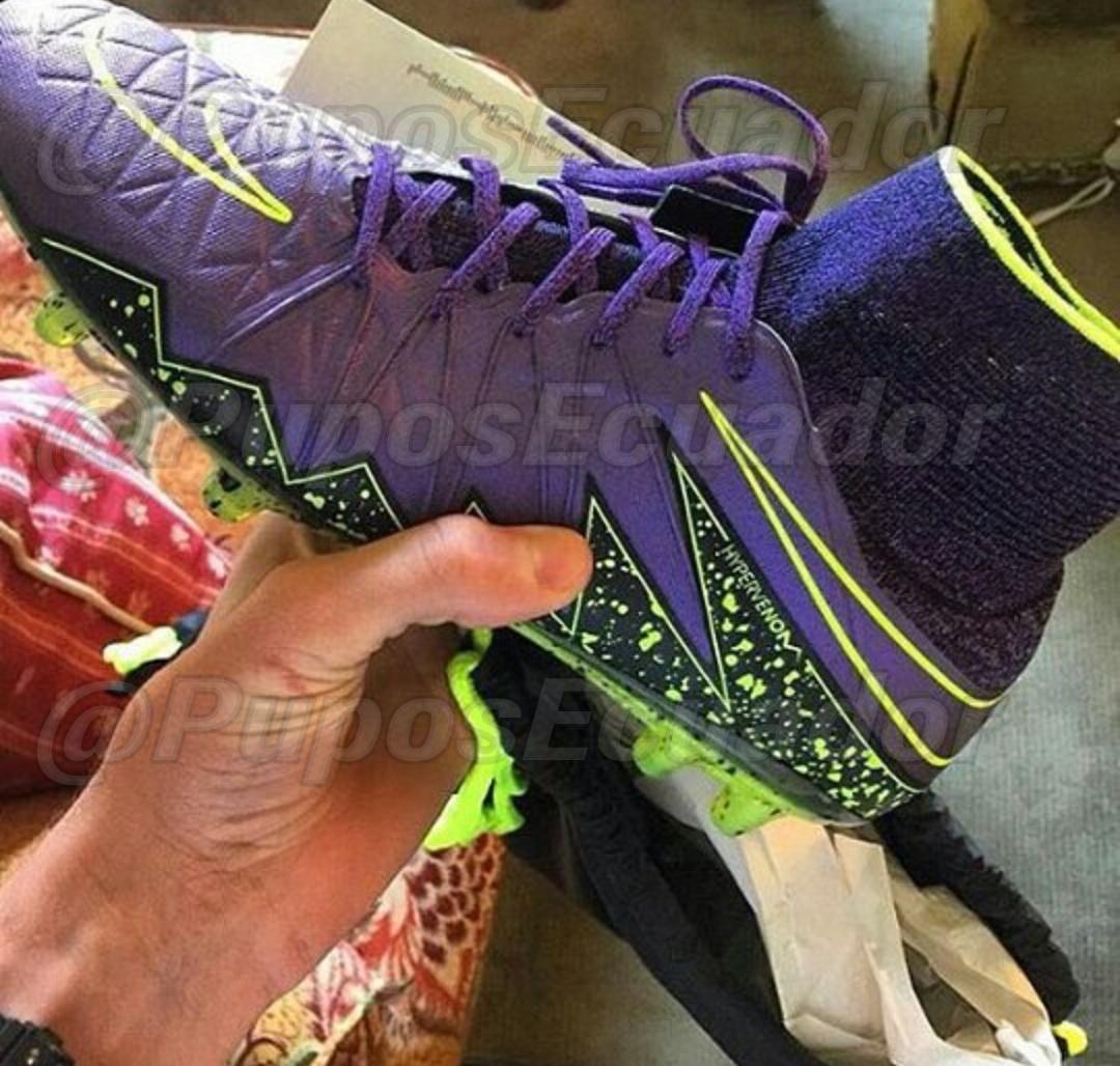 puposecuador's tweet photo. Conoce mas de cerca el #SprayPack o #SplashPack que Nike esta proximo a lanzar #Hypervenom #Mercurial #Magista http://t.co/M8qsZYCg5o