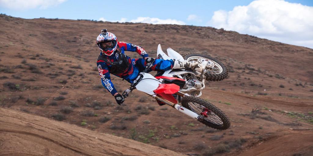 Ben Townley 101 - Glen Helen MXGP &amp; Motocross of Nations 2015 

Watch Here: youtu.be/gTNk5ZOFNG8 <a href="/BT1zero1/">Ben Townley</a>