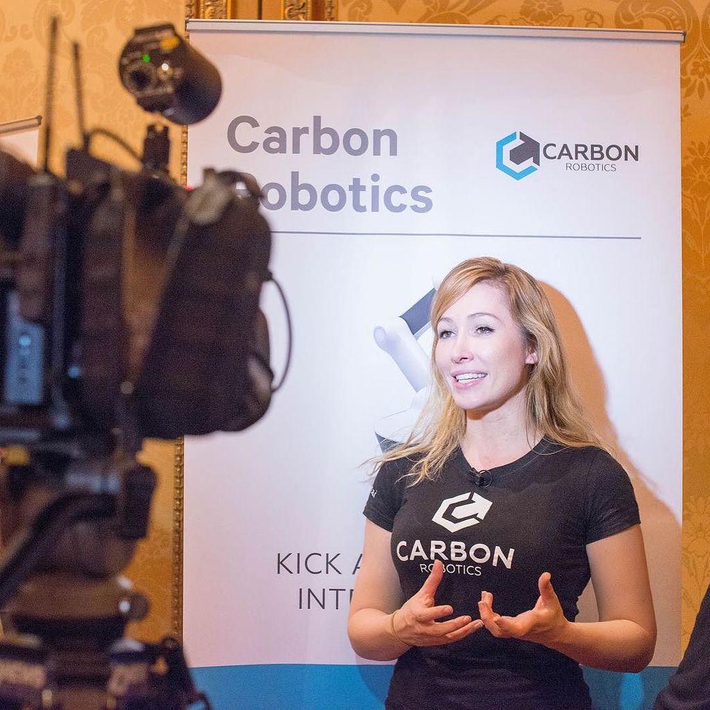 carbonrobotics's tweet image. Our CEO Rosanna being interviewed at #qualcommaccel #tsdemoday last week. Have we mentione… bit.ly/1KwXVE1