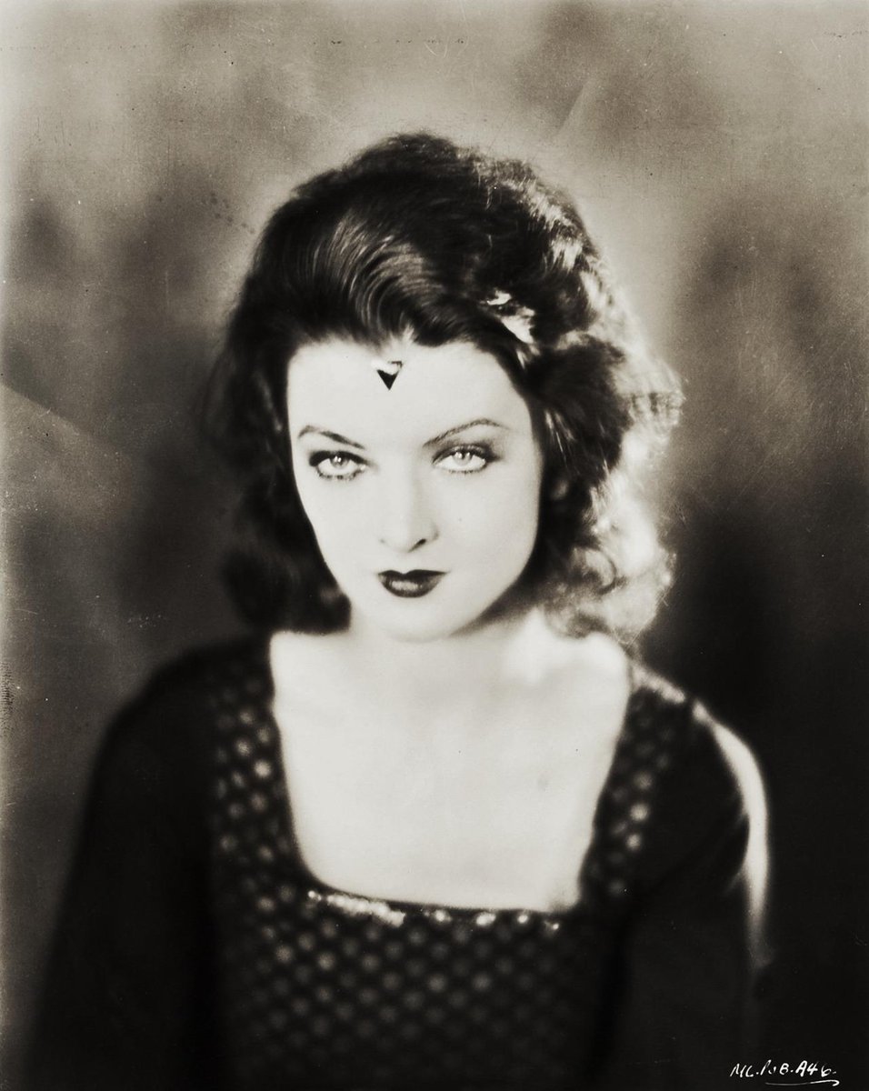 What Did Myrna Loy Look Like  in 1928 