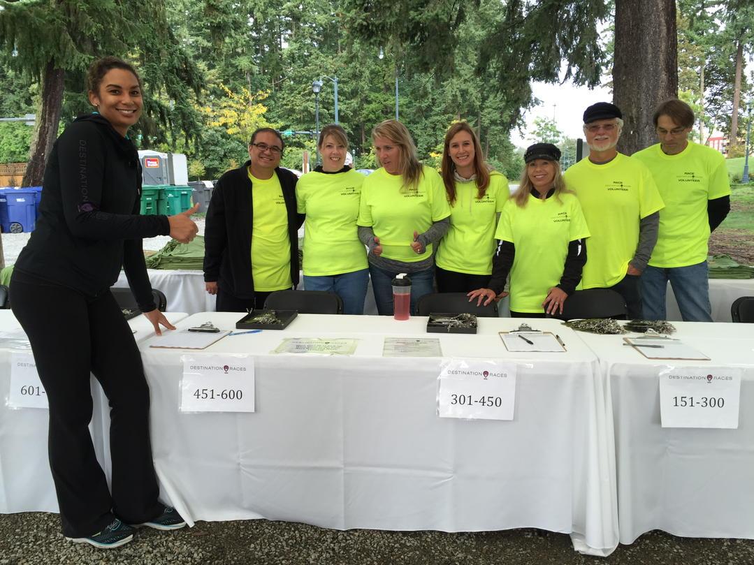 winecountryhalf's tweet photo. We're live at the #WVwinehalf Expo w/ @TeamChallengeNW helping us out with Packet pick-up! #RunSipExplore http://t.co/KuJ4aKjGUw