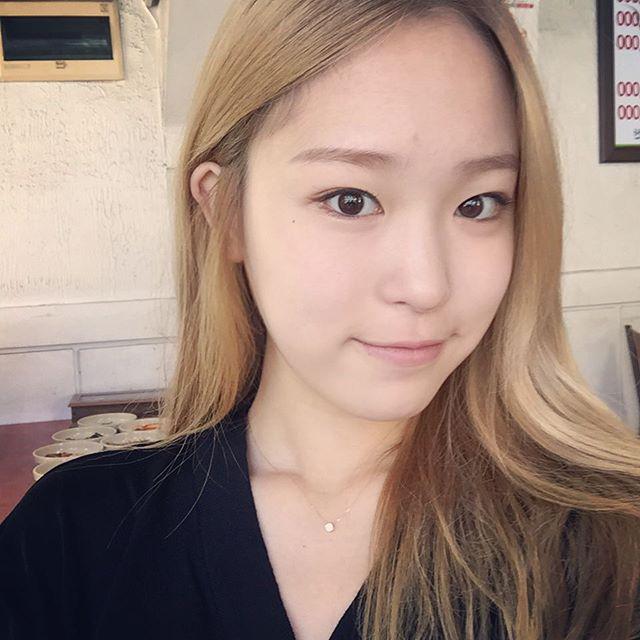 Akor_FR's tweet photo. [KEMY IG] 150916 | 🍂 http://t.co/tIng8Xz2l6