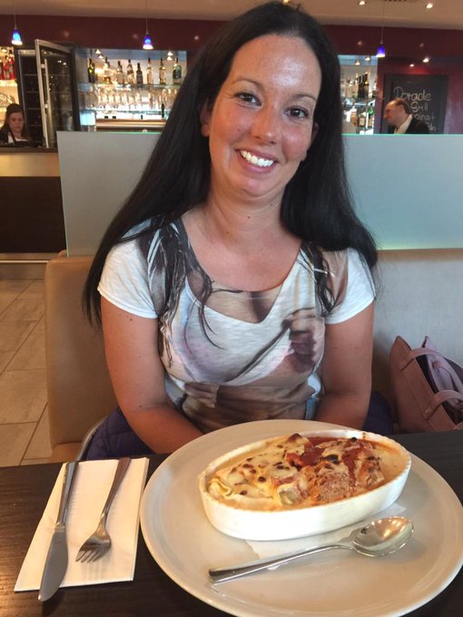 Nach den sch&ouml;nen Tag und der tollen Produktion lecker Abendessen ☺️ Sweet Kiss  Melli 💋 http://t.co/<a href="/tag/sexy"class="tags"><span>#sexy</span></a><a href="/tag/like"class="tags"><span>#like</span></a><a href="/tag/holiday"class="tags"><span>#holiday</span></a><a href="/tag/sweetmelli"class="tags"><span>#sweetmelli</span></a>