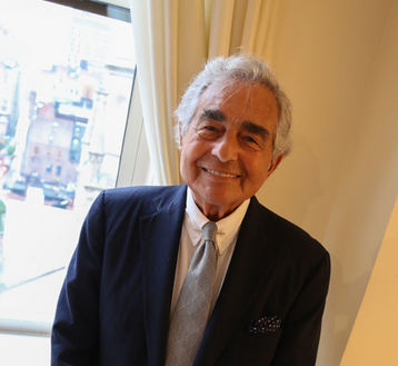 JCKMagazine's tweet image. 6 takeaways from Leonard Lauren's chat on lifestyle branding at the WJA's Jewelers Night Out: buff.ly/1gv9DCN