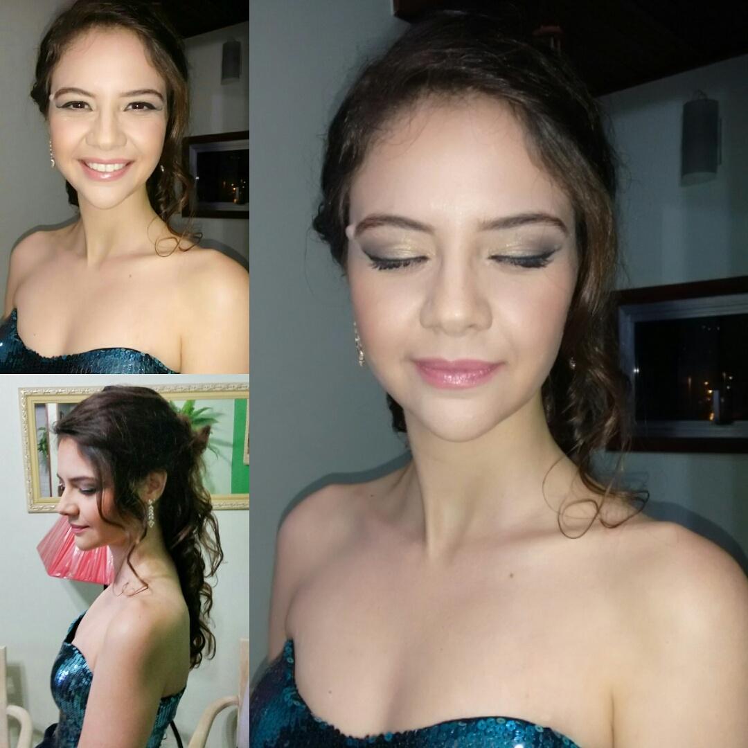 BrayonMattos's tweet photo. Produção com a minha best que me ama e perturba,Tayany de Deus. 💄💋 #makeup #beautyartist #maquiador #hairstylist #RJ http://t.co/ZGswFssz6C