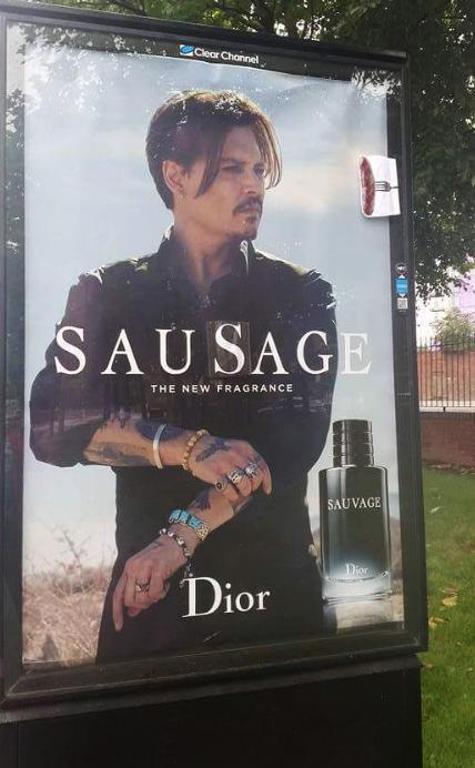 kultt_fr's tweet photo. Des affiches "Dior Sausage" à Manchester http://t.co/jjJejyrleb http://t.co/nGRA9XdSE6