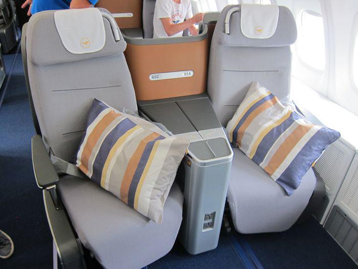 Lufthansa Business Class Refresh Project Now Complete - bit.ly/1KkQj6b