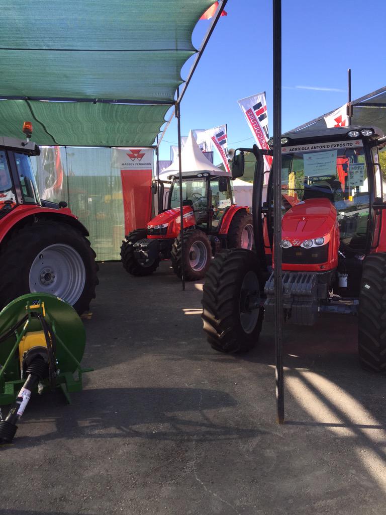 antonio_exp's tweet photo. Imágenes de nuestro stand en la feria de maquinaria de Ubeda http://t.co/KAhGxOQixW