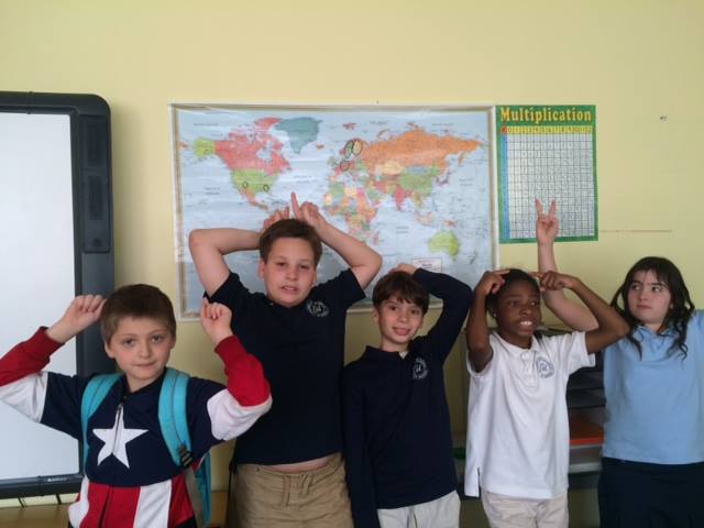 CumberlandGA's tweet photo. Our Pioneer students celebrated Global Collaboration Day by kicking off their SMARTee Global Collaboration Project. http://t.co/eR8ctldtCE