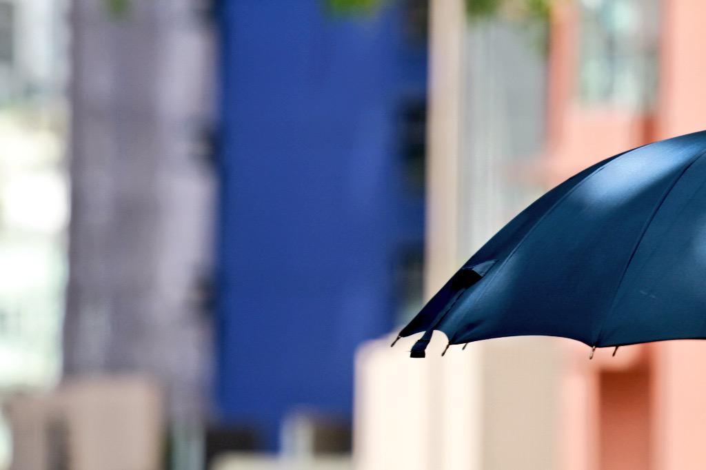 DecodeDress's tweet photo. Umbrella fashion? #fashion #fashionality #fashionblogger #fashionphotographer http://t.co/UhRUpxDxmX