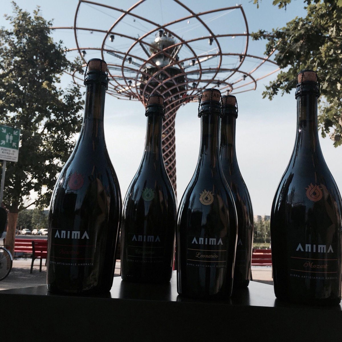 BirraAnimA's tweet photo. #EXPO2015 #MyAnimA #alberodellavita #copagriexpo #treeoflife #lakearena #birraartigianale #craftbeer #tantaroba #beer http://t.co/Cx8MFY9Bz1