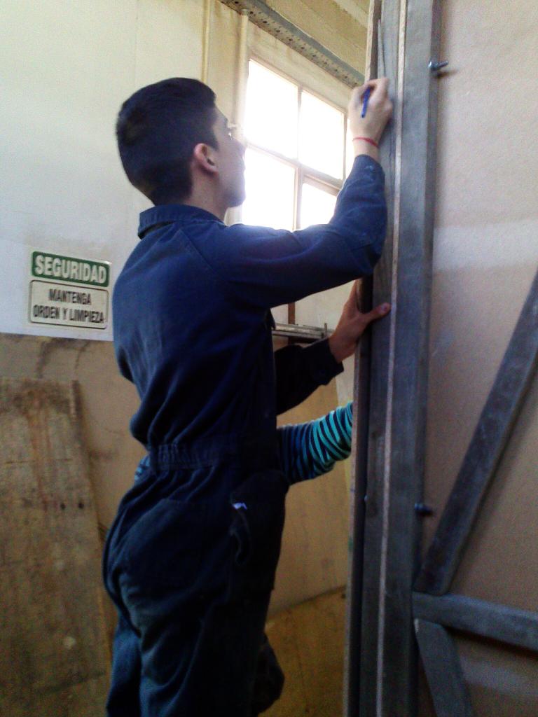 Indu6to1ra's tweet photo. Seguimos trabajando! http://t.co/h90KE9IlC9