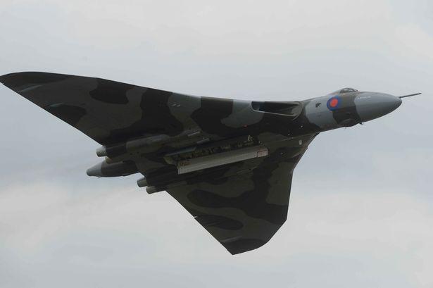 AVIATION: Planned flypast of Widnes designer's jet over Halton cancelled by organisers: liverpoolecho.co.uk/news/planned-f…