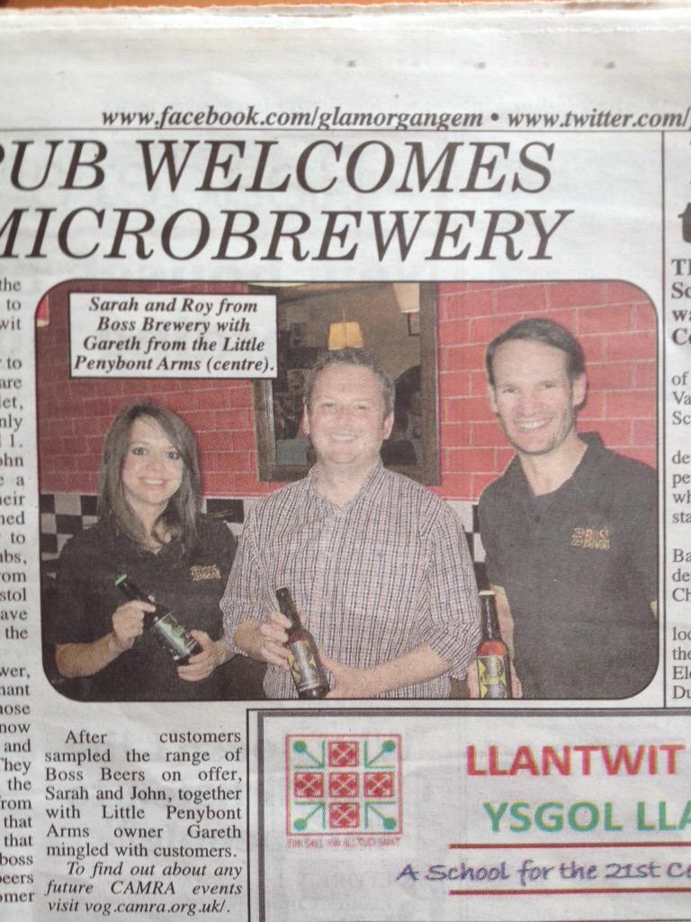 PaulLangmaidCBE's tweet photo. @LittlePenybont @DukeCowbridge @bizitalk  @gem_news Great to see Gareth, Little Penybont Arms on page 17 👍👍 #bizitalk http://t.co/u6ESqhBAyc