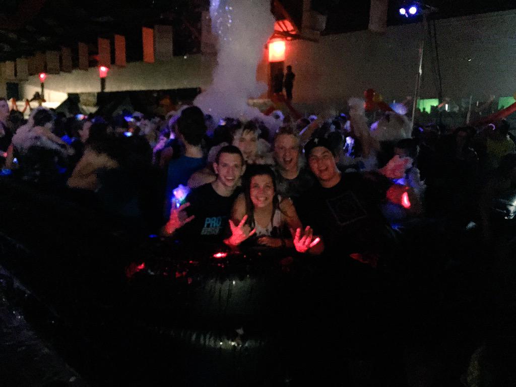 WPsslc2015's tweet photo. Who had the time of their life last night?! Last day everyone! Let's make the best of it! #FoamDance #SSLC2015 http://t.co/1D1jYlcAXz