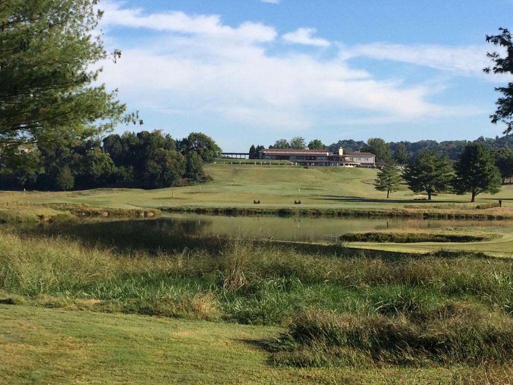 OldNatchezcc's tweet photo. Great day for golf @OldNatchezcc http://t.co/u6lwRcbsZZ