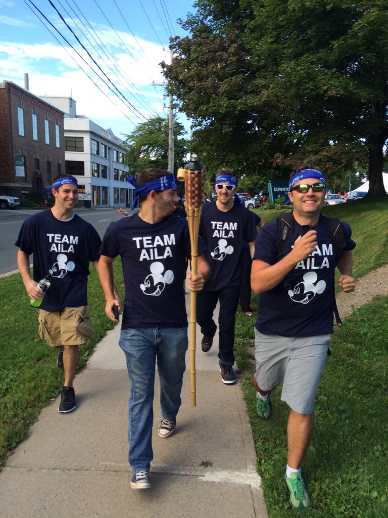 huestondd's tweet photo. Go rcs Renegades!!  You got this! @rcsConstruction @ChildrensWishNS http://t.co/XvF9Rpi9GZ