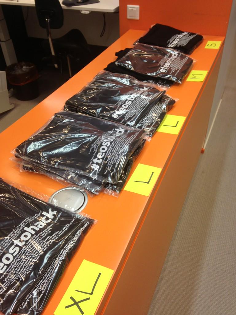 sirppini's tweet photo. T-shirts! #teostohack #teostoapi @Teosto_ry http://t.co/Q9WYGK4WDl