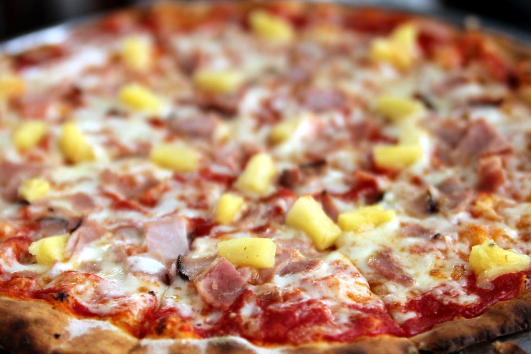 TonySaccos's tweet photo. Aloha friends!  Add a bit of ham and pineapple to your day. http://t.co/nc6Y6LIwoA