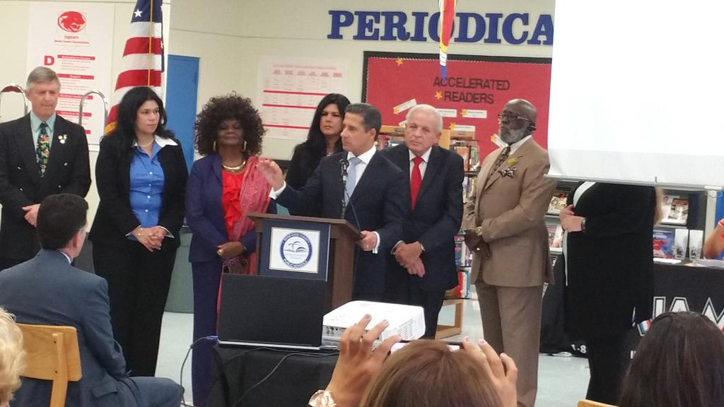 mdcpsgovtnews's tweet photo. Launching iAttend action plan in M-DCPS.  Attendance is critical to students' educational success! #iAttendMDCPS http://t.co/NsbYylTS3V