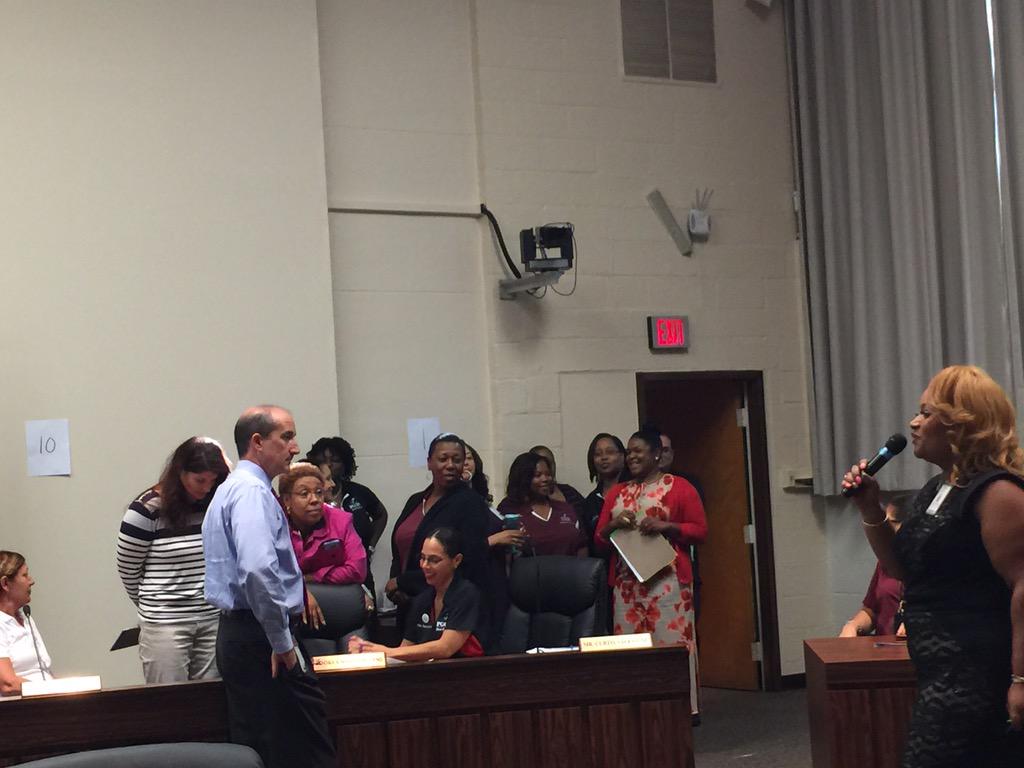 PDLadyConsults's tweet photo. One Team One Goal! #CoherenceFramework #DataWise #Culture @pgcps @Joinpgcps @pgcps_hr http://t.co/cIuAVcSrh5