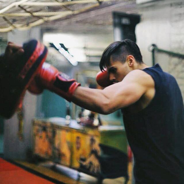 AINbioenergetic's tweet photo. ALAN SITJÁ, INSTRUCTOR DEL TALLER: LA FUERZA DEL KARMA además del Atleta,  Astrólogo, el Psicólogo... http://t.co/5LBQm2Hiq8